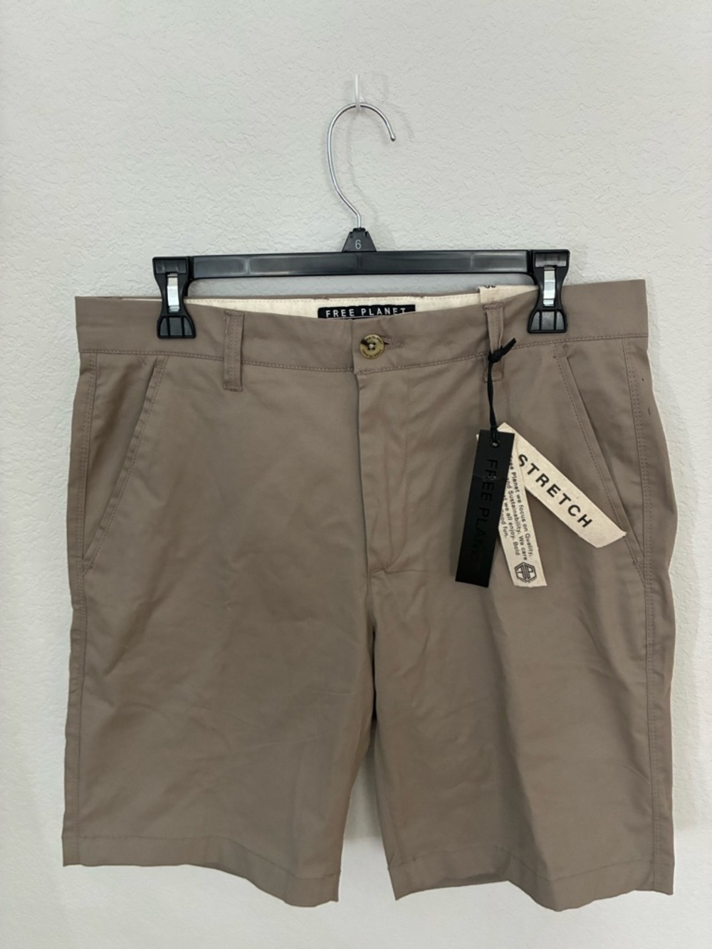 NWT Free Planet Stretch Shorts Mens 30x9 Khaki Classic Chino Casual